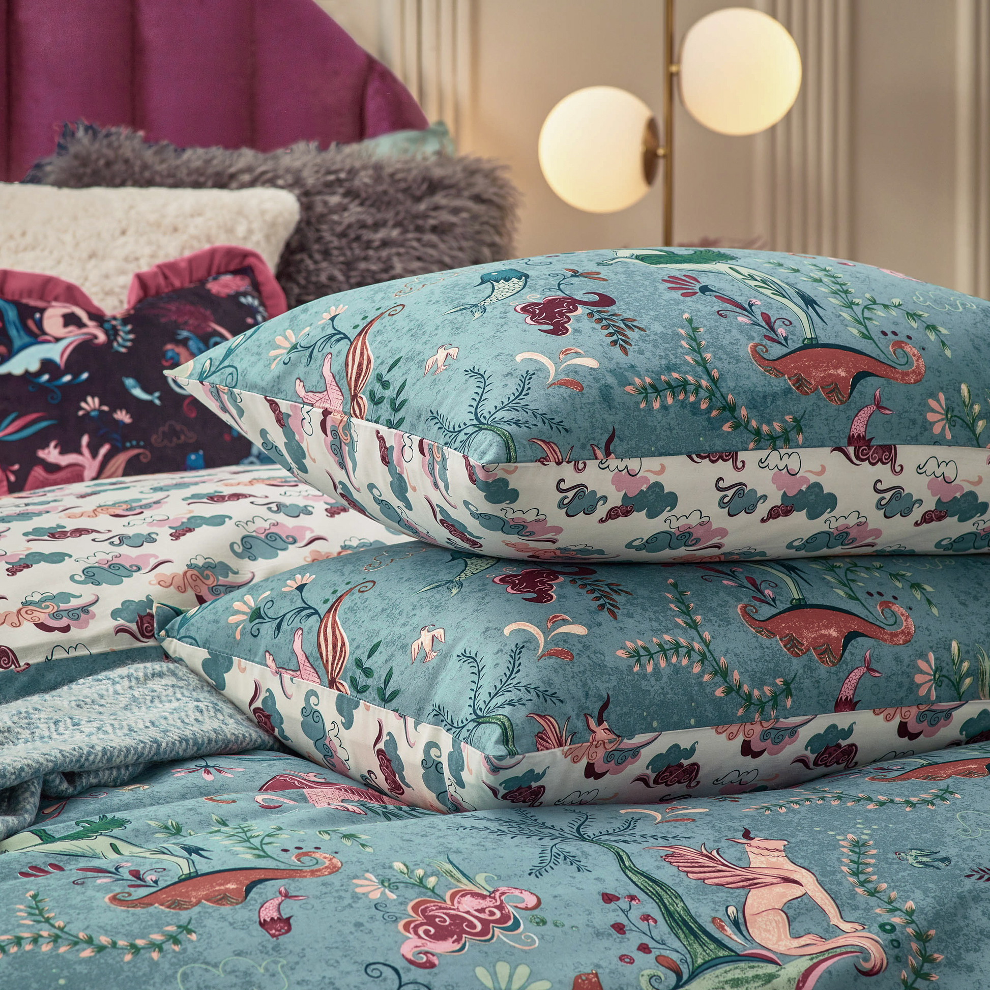 Athena Mythological 4x6 DOUBLE Duvet Cover and Pillowcase Set