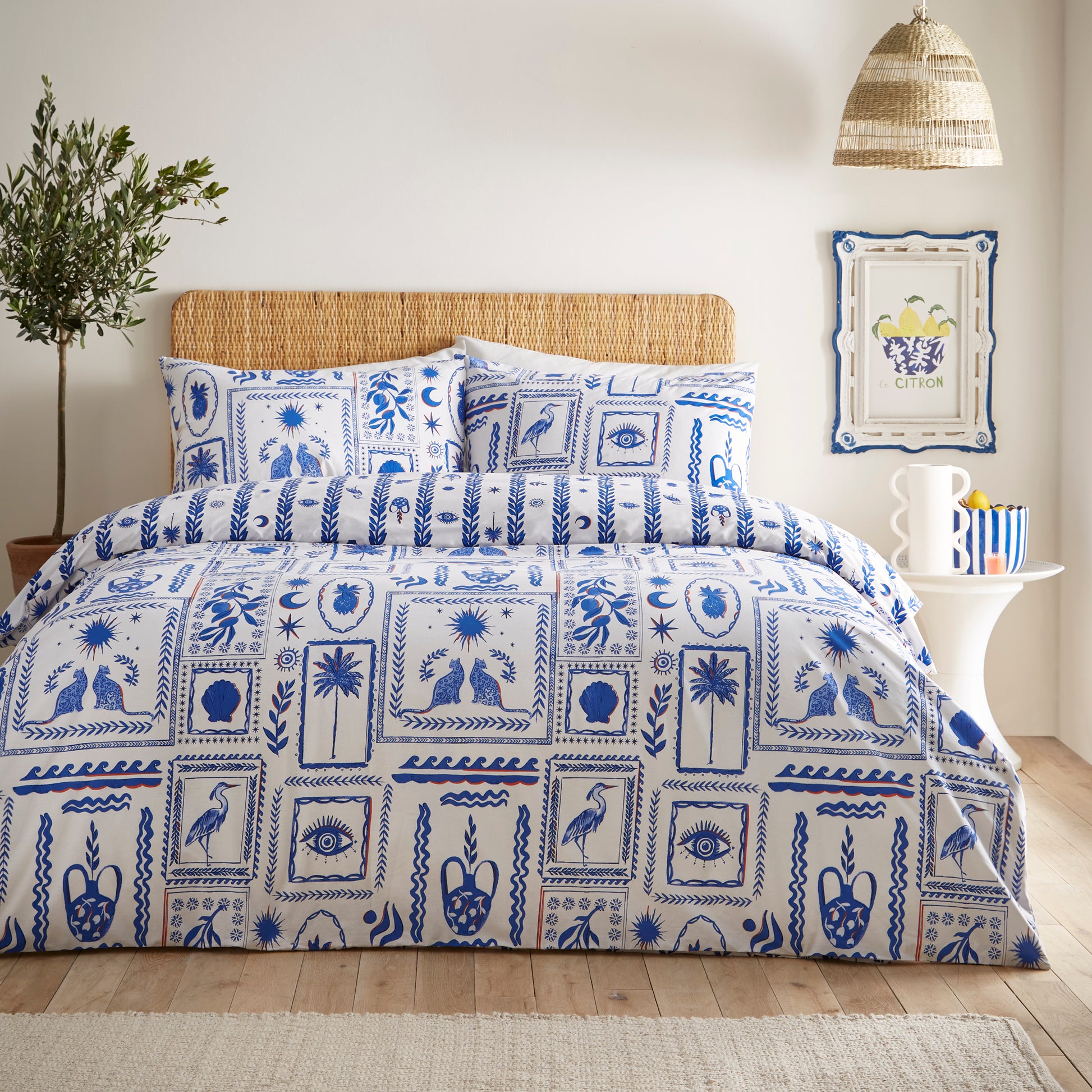 Frieze 6x6 SUPER KING Duvet Cover and Pillowcase Set
