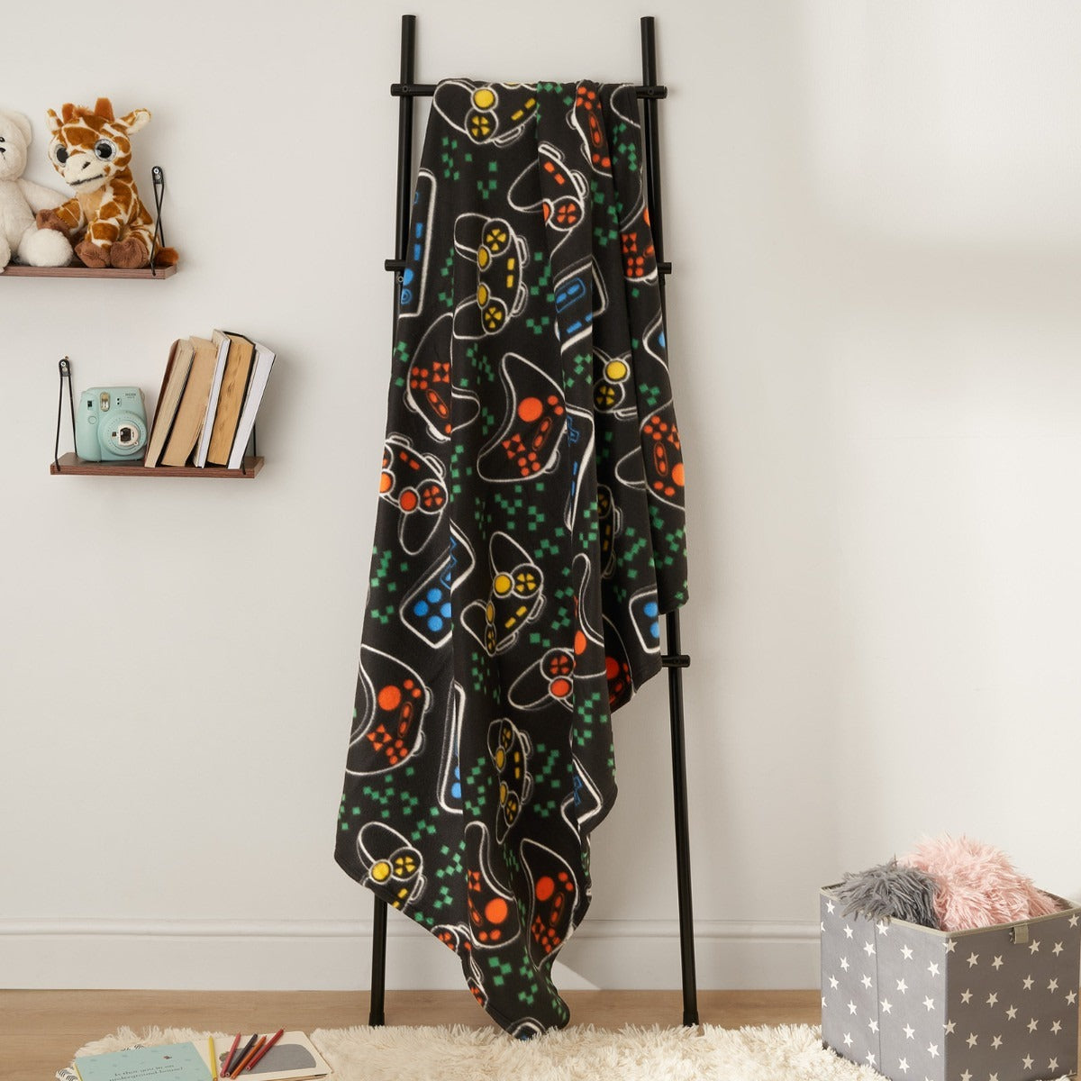Kids Fleece Soft Throw - Game