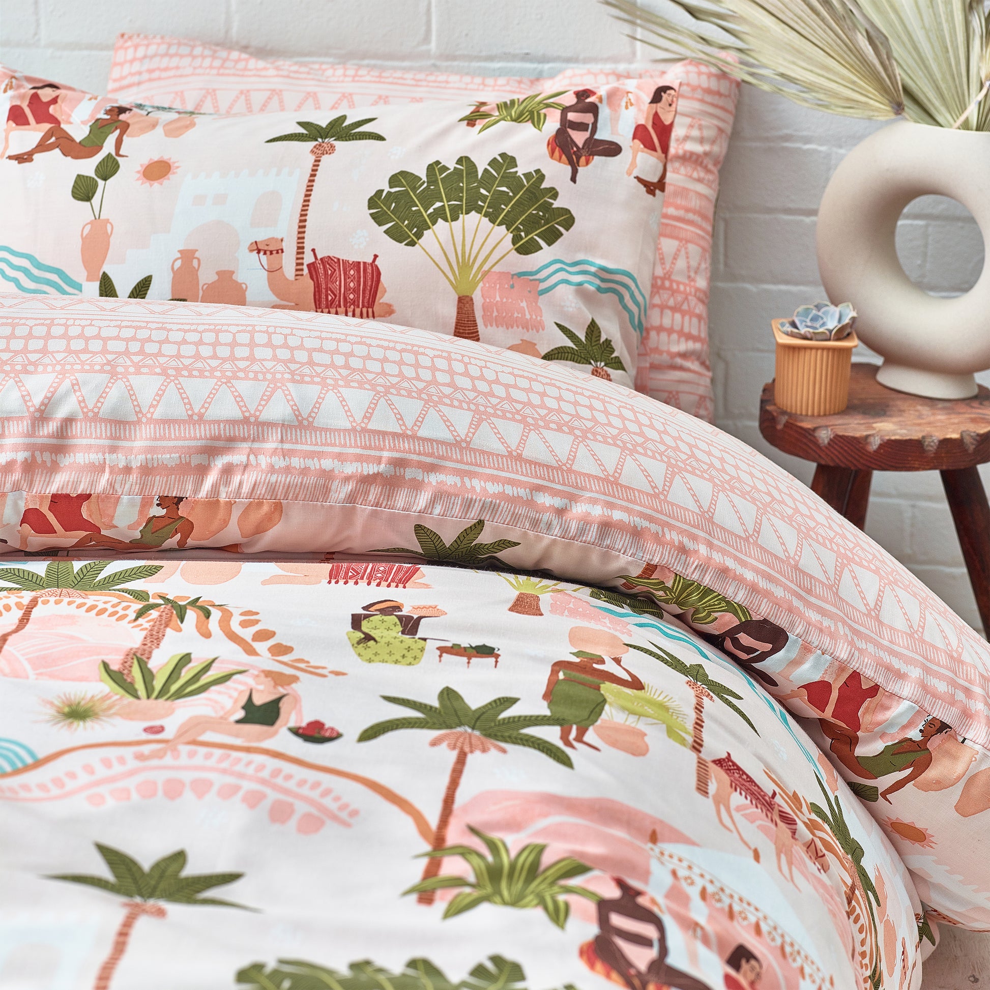 Nalani 6x6 SUPER KING Duvet Cover and Pillowcase Set