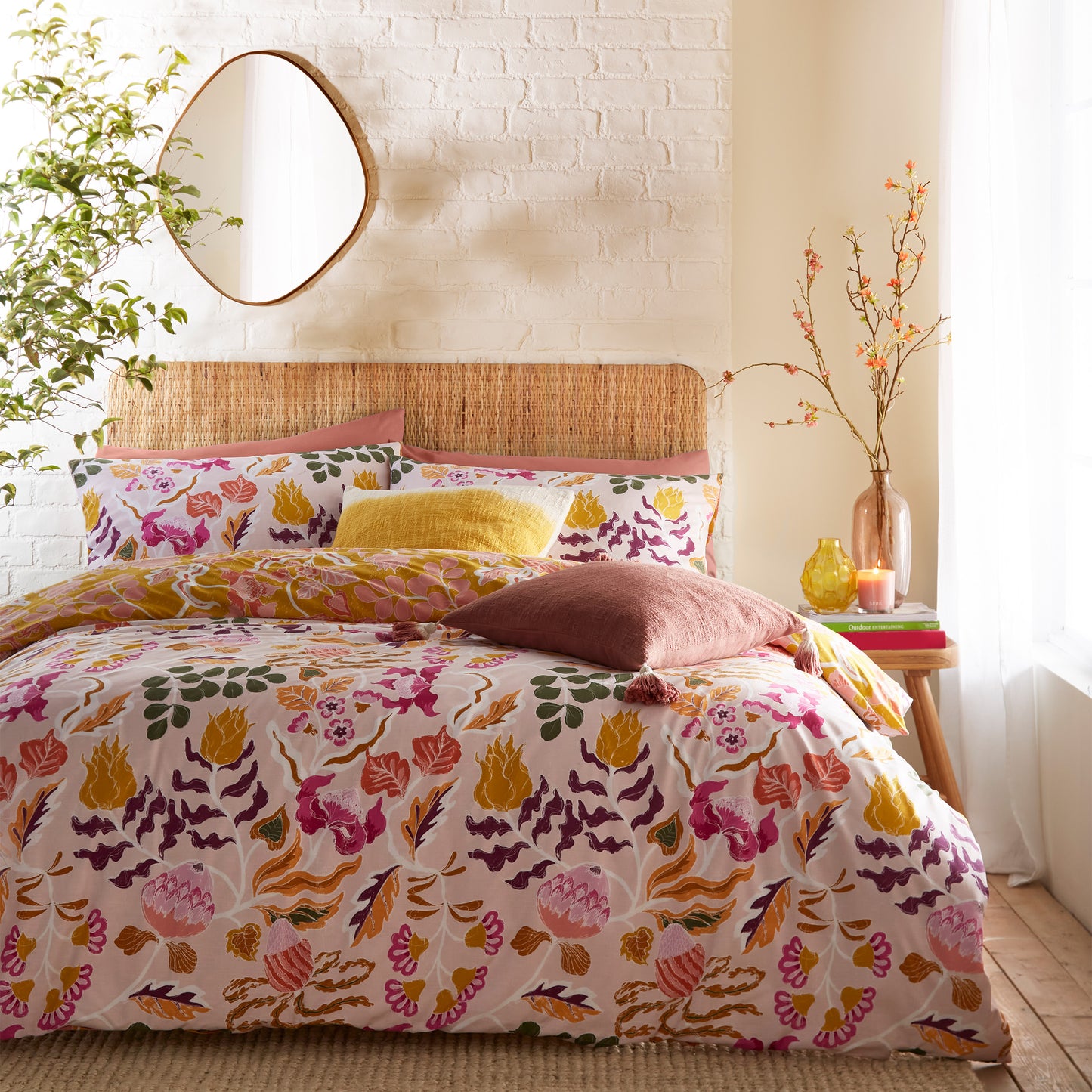 Protea Abstract 4x6 DOUBLE Duvet Cover and Pillowcase Set