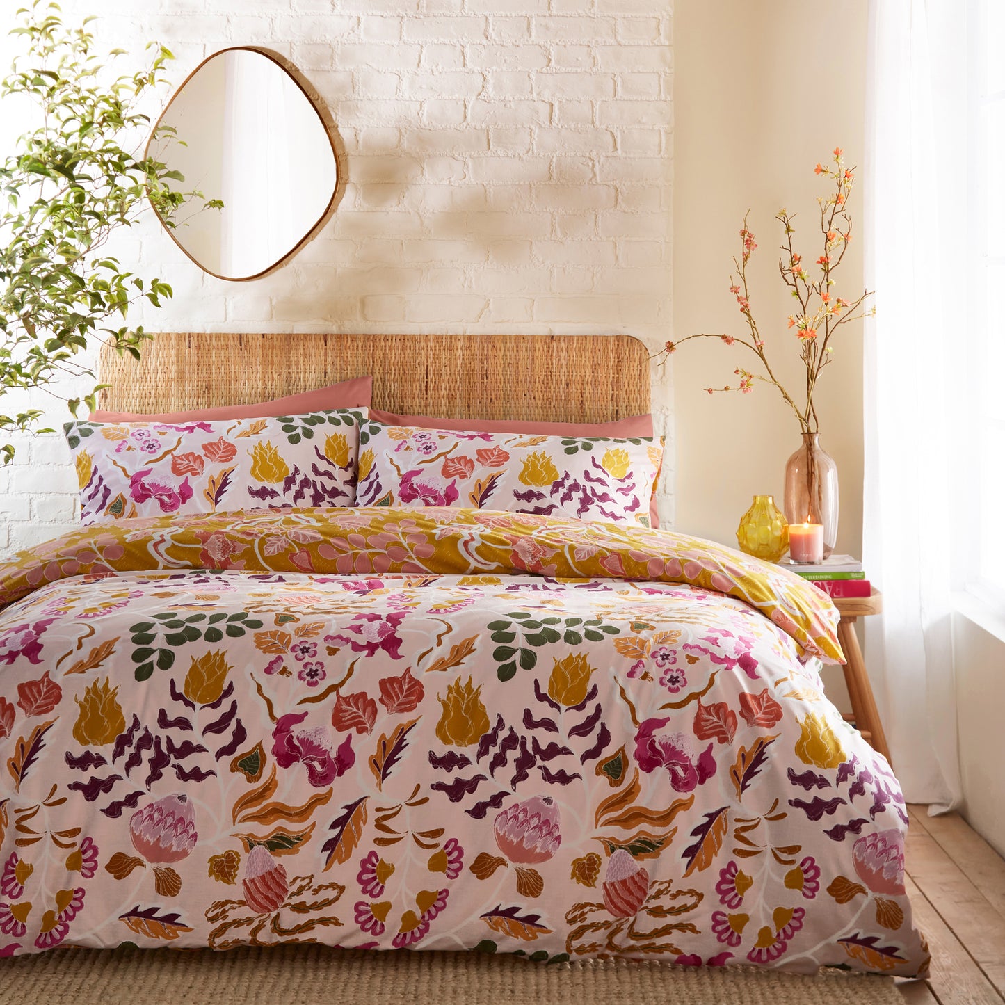Protea Abstract 4x6 DOUBLE Duvet Cover and Pillowcase Set