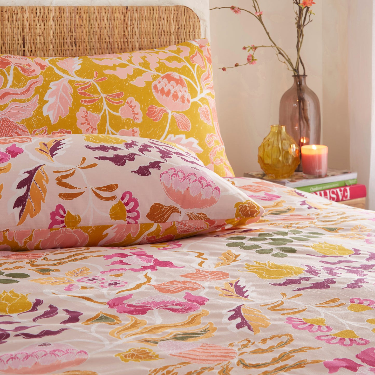 Protea Abstract 4x6 DOUBLE Duvet Cover and Pillowcase Set