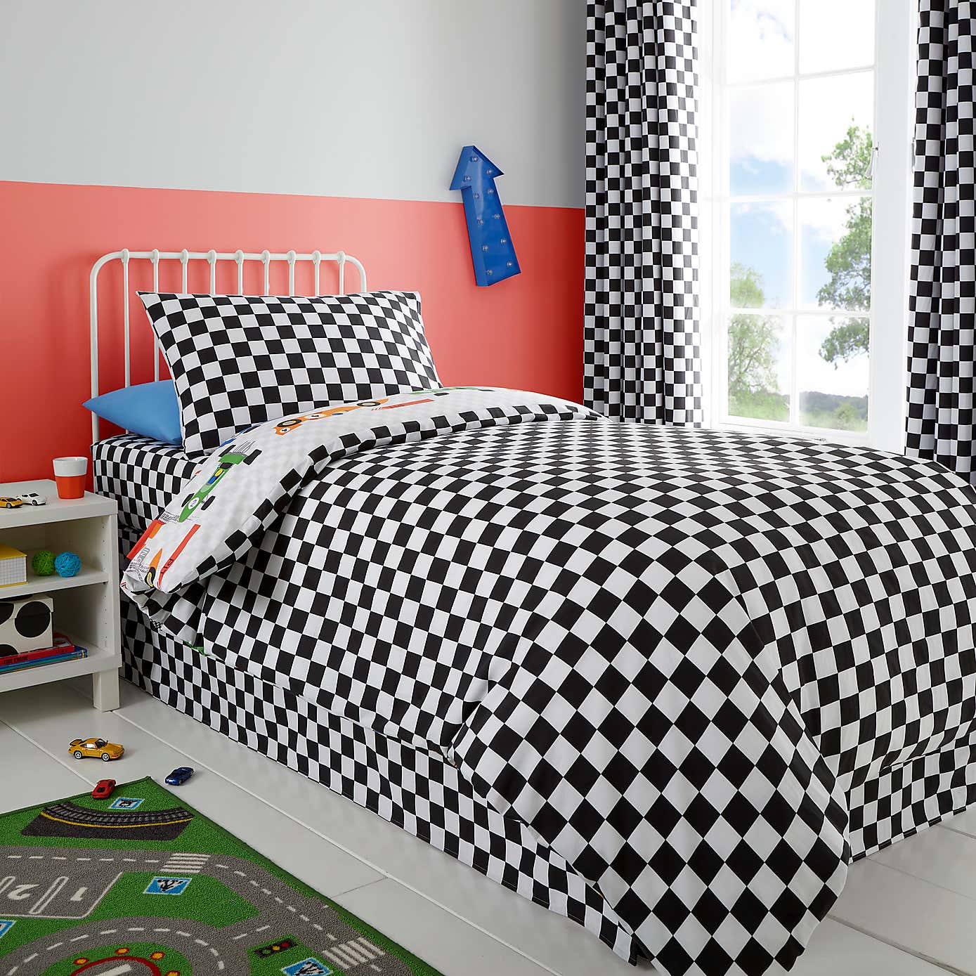 Zoom! Reversible 3x6 SINGLE Duvet Cover and Pillowcase Set