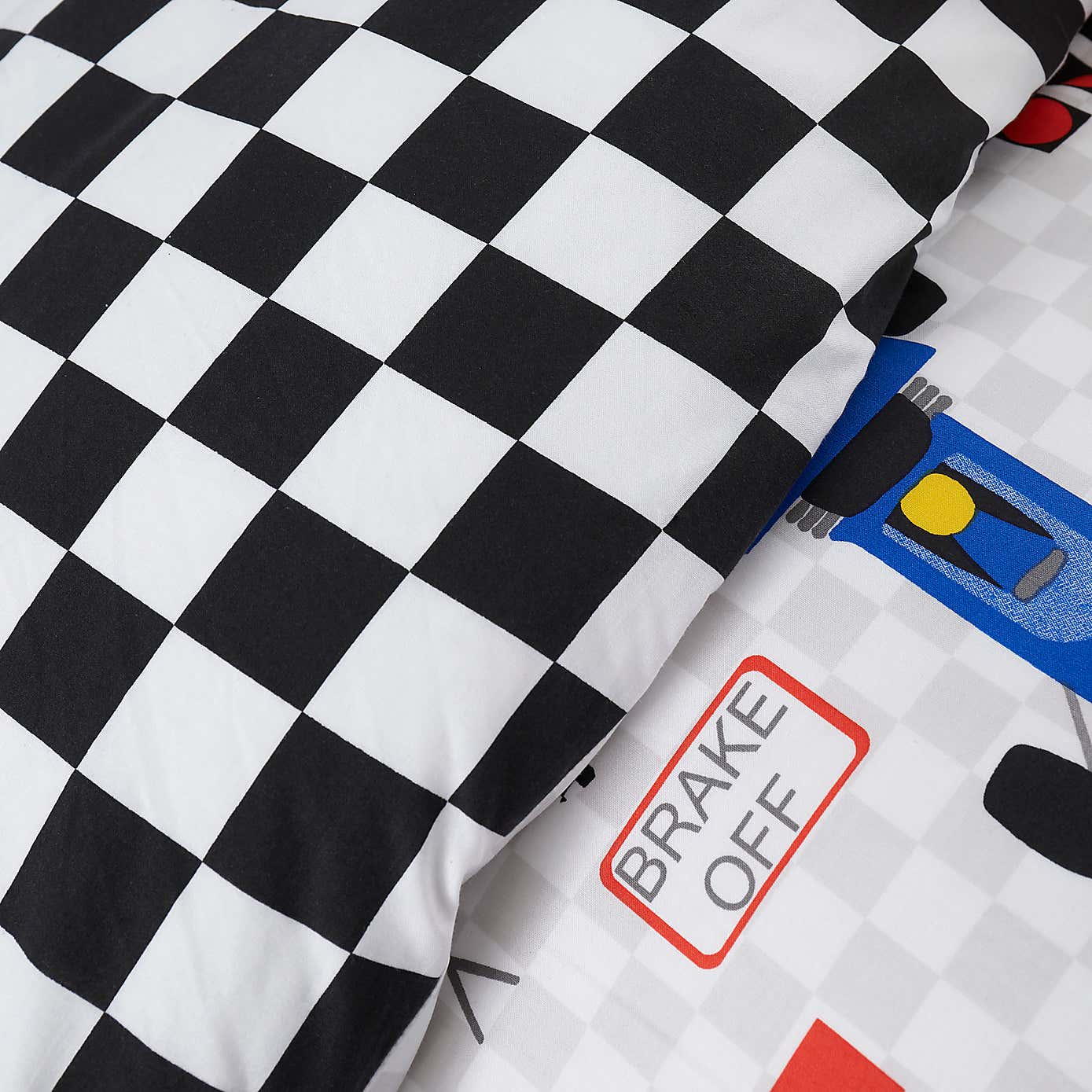 Zoom! Reversible 3x6 SINGLE Duvet Cover and Pillowcase Set